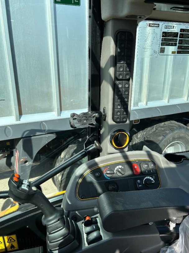 Teleskopstapler του τύπου JCB TM320S, Gebrauchtmaschine σε Domdidier (Φωτογραφία 6)