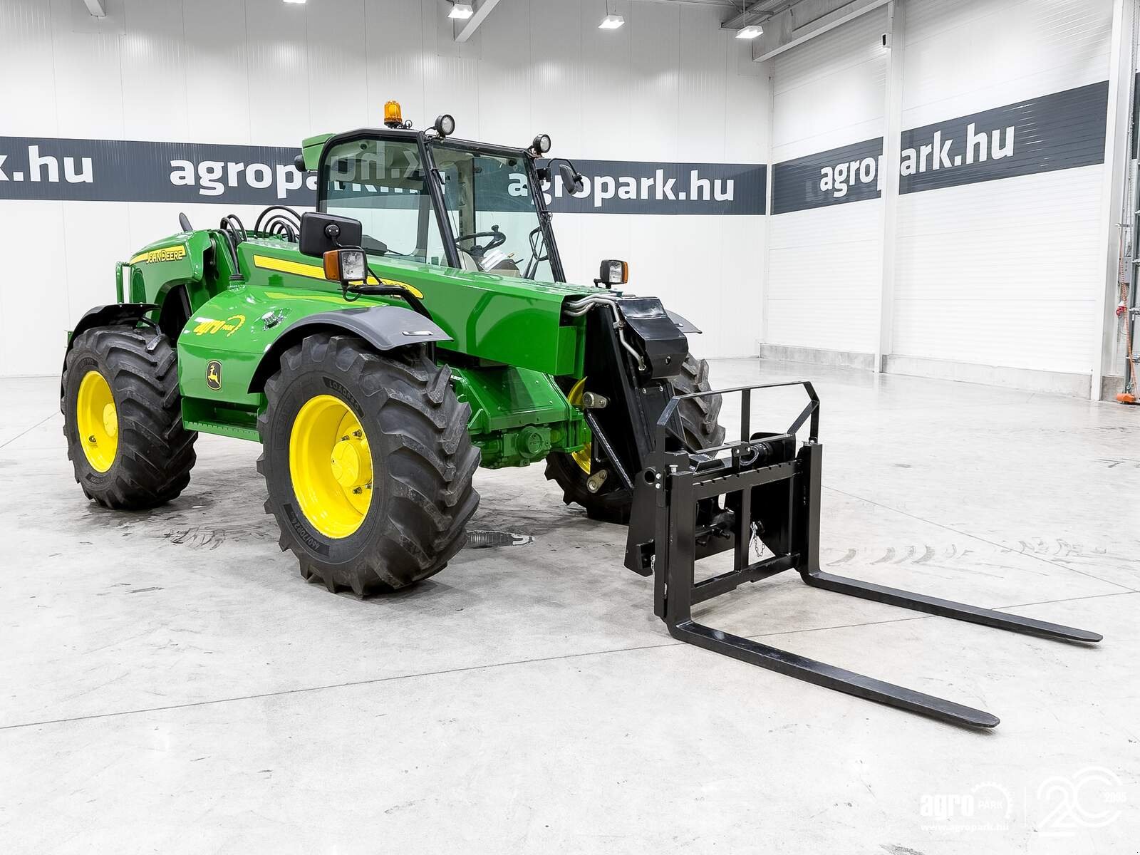 Teleskopstapler van het type John Deere 3420, Gebrauchtmaschine in Csengele (Foto 2)