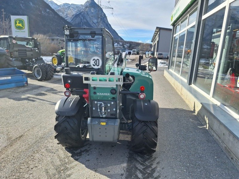 Teleskopstapler des Typs Kramer KT 144 KT144, Neumaschine in Susten (Bild 7)