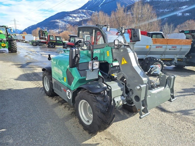 Teleskopstapler des Typs Kramer KT 144 KT144, Neumaschine in Susten (Bild 4)