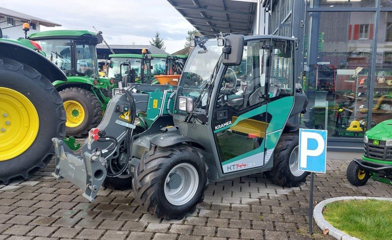 Teleskopstapler des Typs Kramer KT 144, Neumaschine in Ersingen (Bild 1)