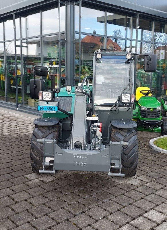 Teleskopstapler des Typs Kramer KT 144, Neumaschine in Ersingen (Bild 2)