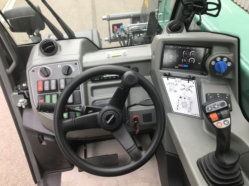 Teleskopstapler tip Kramer KT 356, Ausstellungsmaschine in Henau (Poză 9)