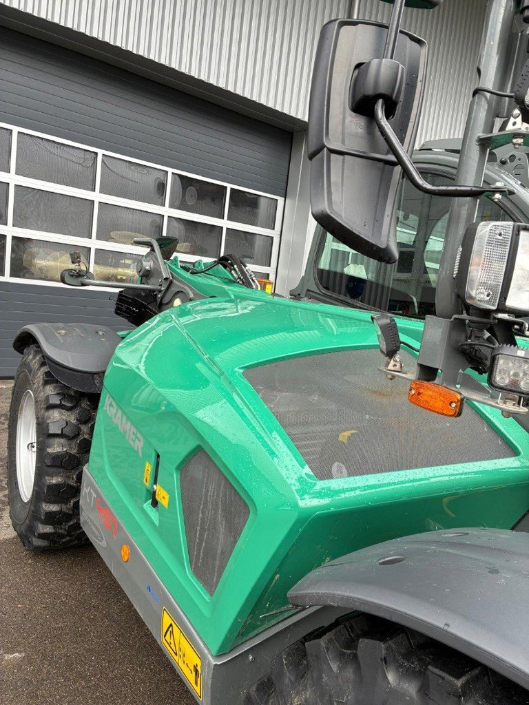 Teleskopstapler tip Kramer KT 457, Ausstellungsmaschine in Henau (Poză 3)