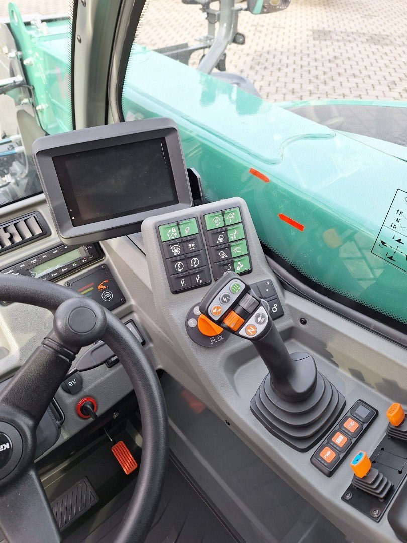 Teleskopstapler des Typs Kramer KT316, Neumaschine in Ersingen (Bild 9)