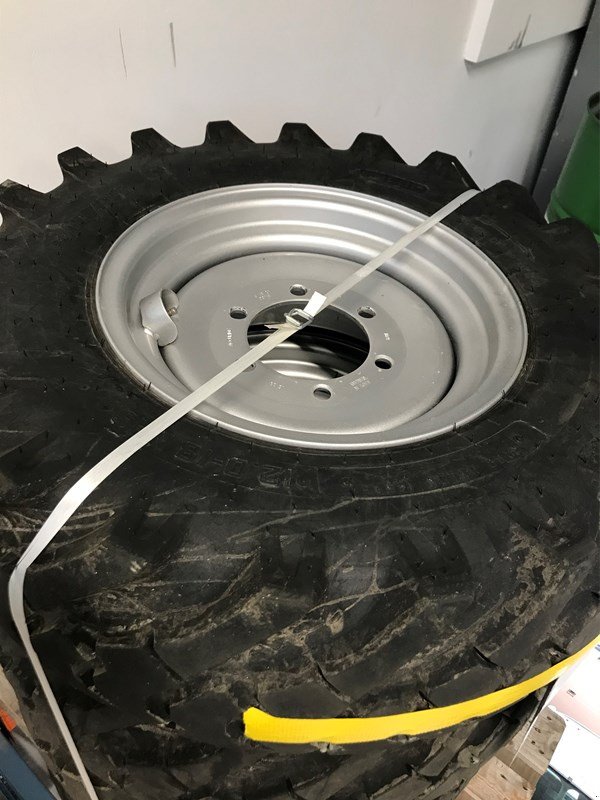 Teleskopstapler del tipo Kramer Sonstiges, Gebrauchtmaschine In Henau (Immagine 1)