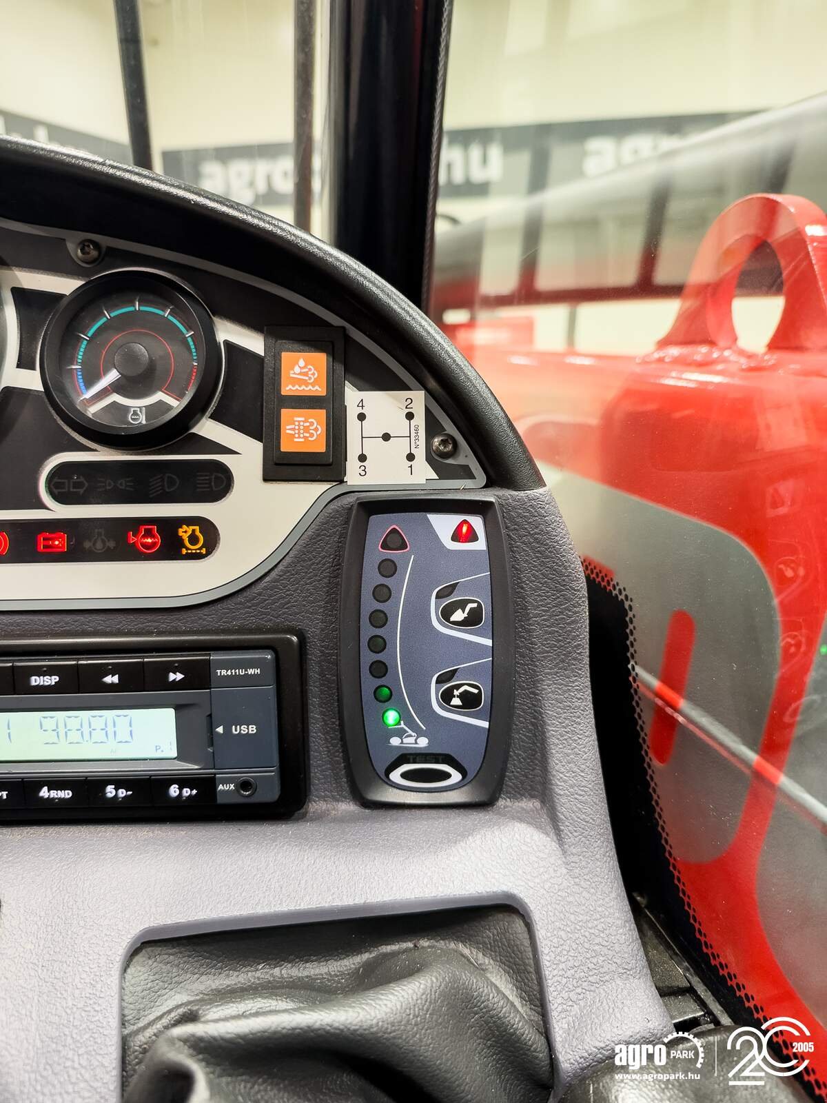 Teleskopstapler of the type Manitou MT 933, Gebrauchtmaschine in Csengele (Picture 16)