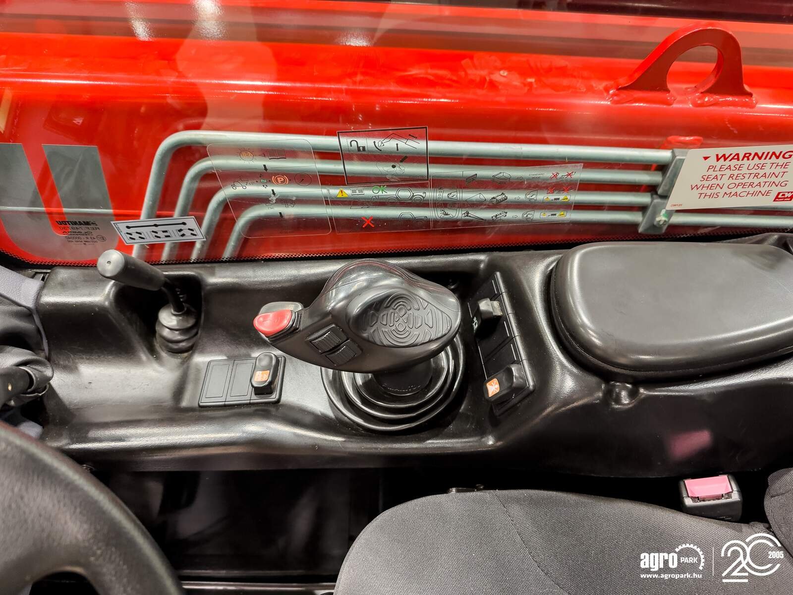 Teleskopstapler of the type Manitou MT 933, Gebrauchtmaschine in Csengele (Picture 19)