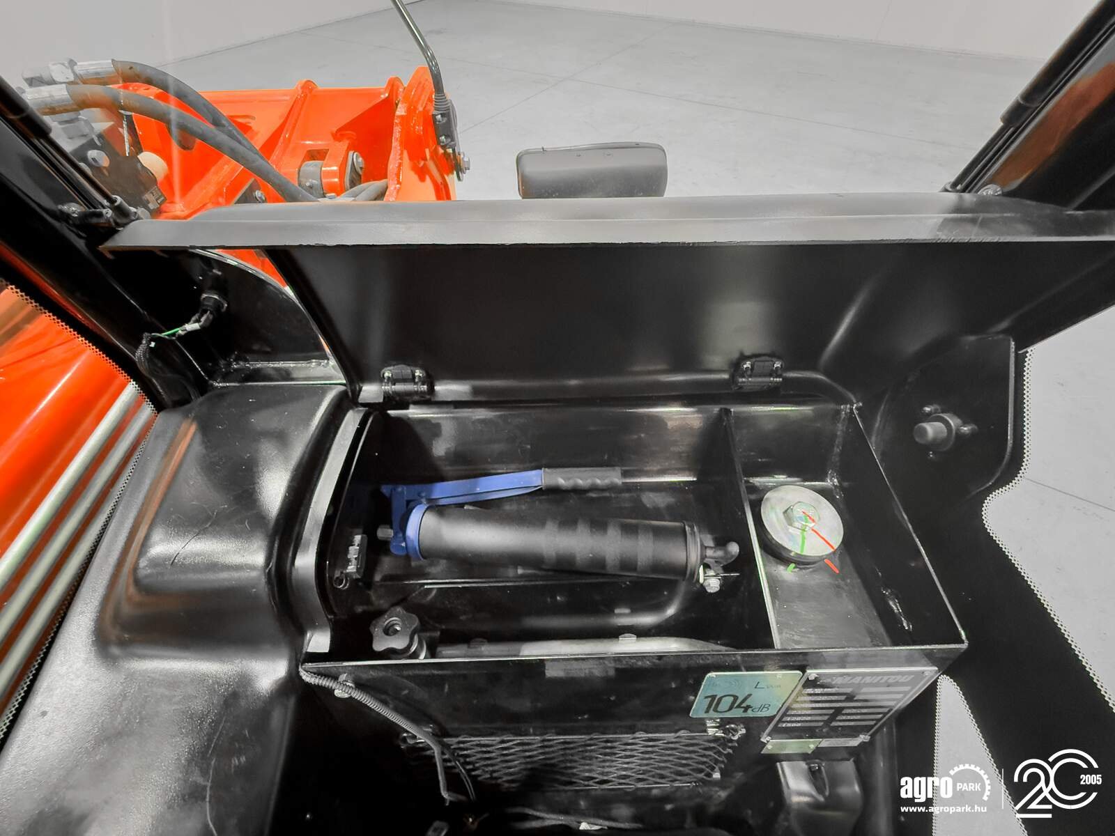 Teleskopstapler of the type Manitou MT 933, Gebrauchtmaschine in Csengele (Picture 23)