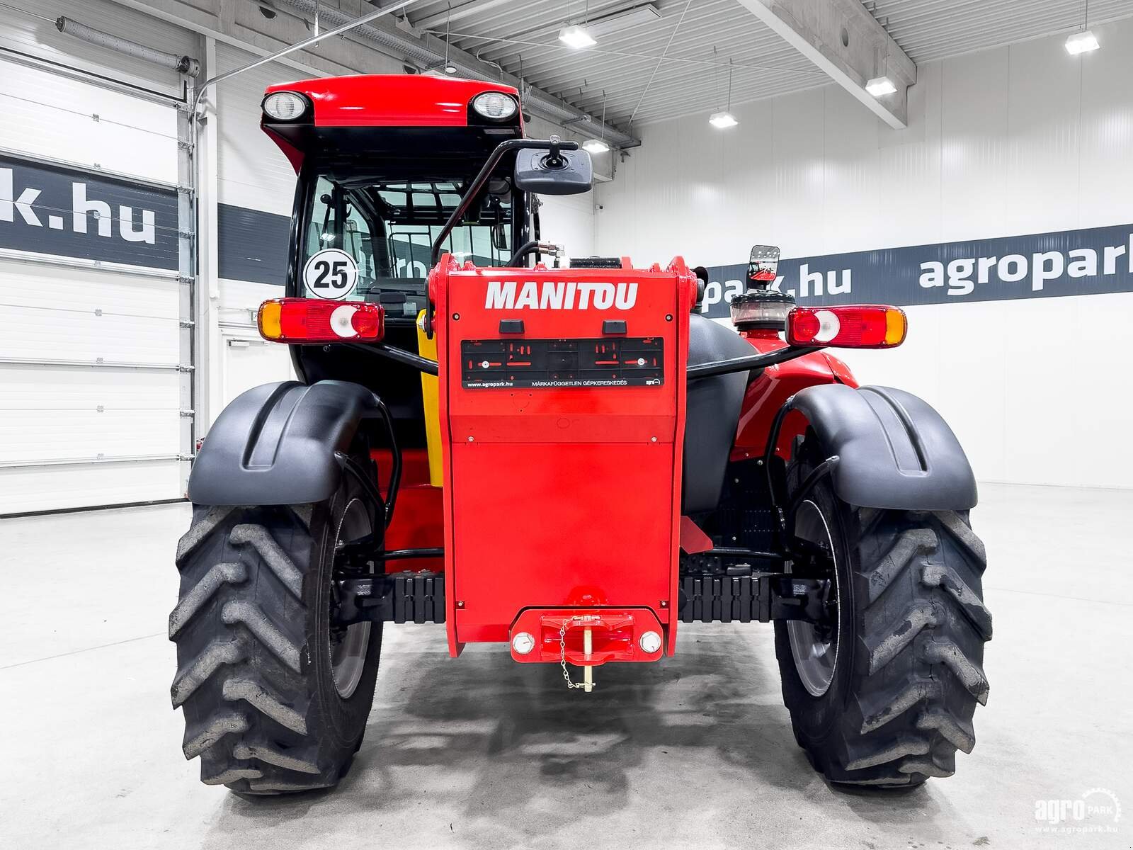 Teleskopstapler типа Manitou MT933, Gebrauchtmaschine в Csengele (Фотография 5)