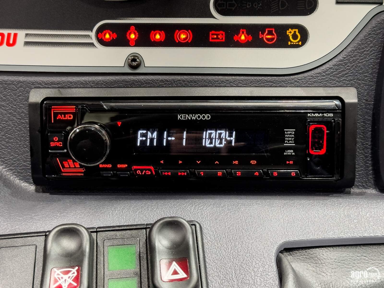 Teleskopstapler типа Manitou MT933, Gebrauchtmaschine в Csengele (Фотография 18)