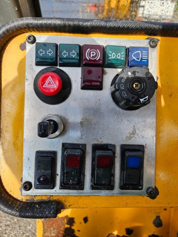 Teleskopstapler от тип Manufarm CT 1860, Gebrauchtmaschine в Hindelbank (Снимка 7)