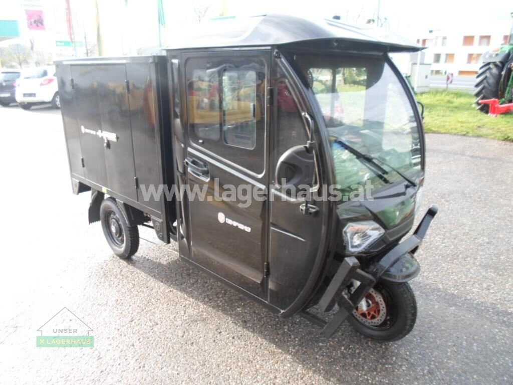 Teleskopstapler des Typs Sonstige E-TUK TUK MIT KABINE UND KASTEN, Neumaschine in Ottensheim (Bild 1)