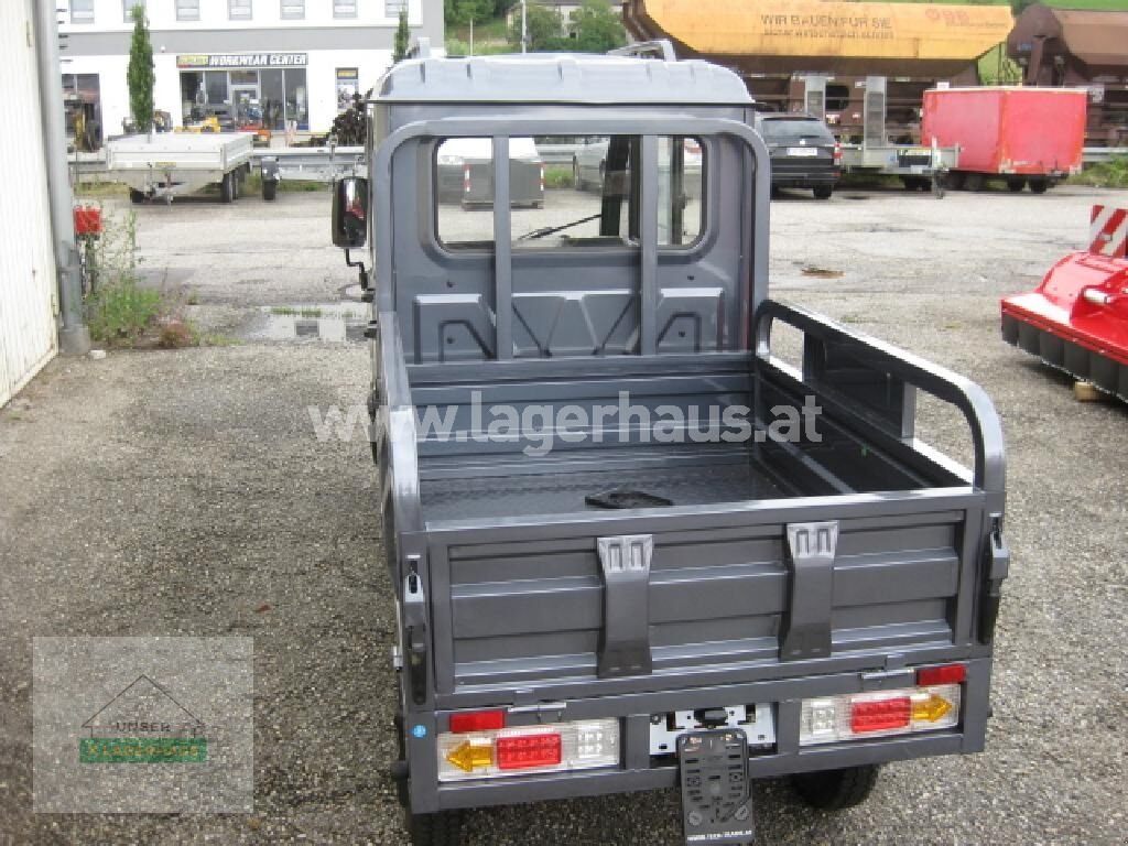 Teleskopstapler typu Sonstige MEGA CAB, Gebrauchtmaschine v Ottensheim (Obrázek 3)