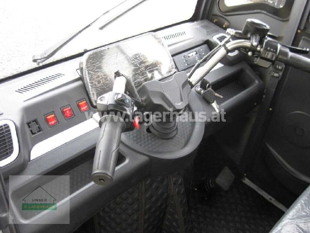 Teleskopstapler typu Sonstige MEGA CAB, Gebrauchtmaschine v Ottensheim (Obrázek 9)