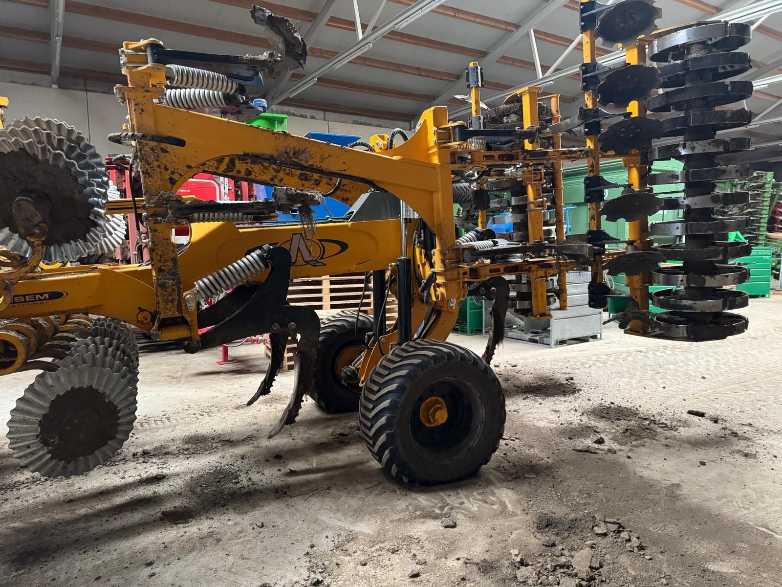 Tiefenlockerer of the type Agrisem Maximulch Serie 5, Gebrauchtmaschine in Mistelbach (Picture 4)