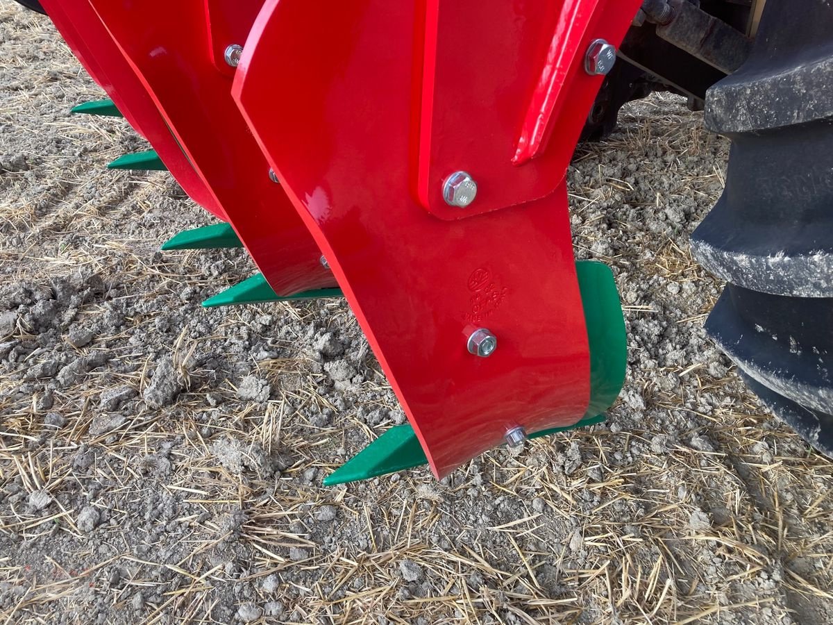 Tiefenlockerer of the type Agro-Masz Duro 30/6-Untergrundlockerer-NEU, Neumaschine in Eberschwang (Picture 7)