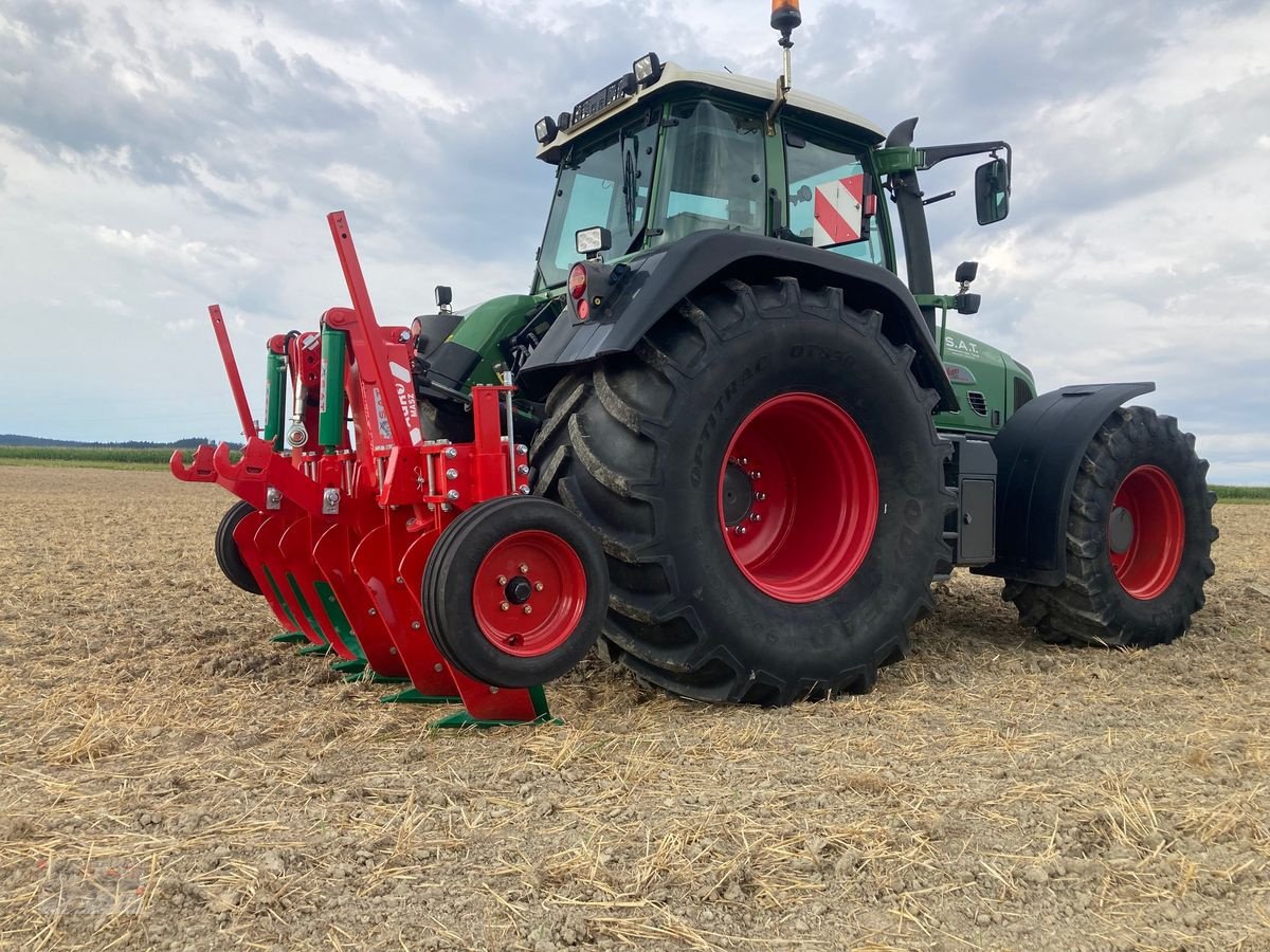 Tiefenlockerer of the type Agro-Masz Duro 30/6-Untergrundlockerer-NEU, Neumaschine in Eberschwang (Picture 12)