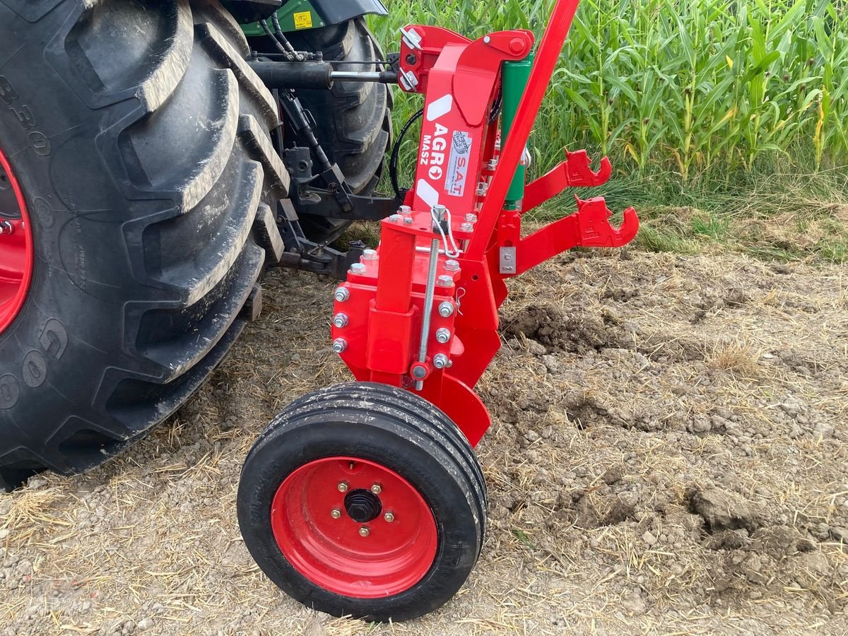 Tiefenlockerer of the type Agro-Masz Duro 30/6-Untergrundlockerer-NEU, Neumaschine in Eberschwang (Picture 16)