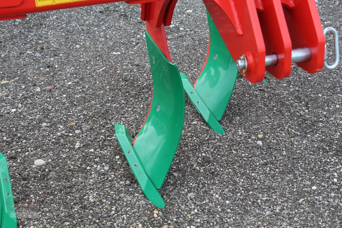 Tiefenlockerer of the type Agro-Masz Duro V 30/6-Untergrundlockerer-NEU, Neumaschine in Eberschwang (Picture 3)