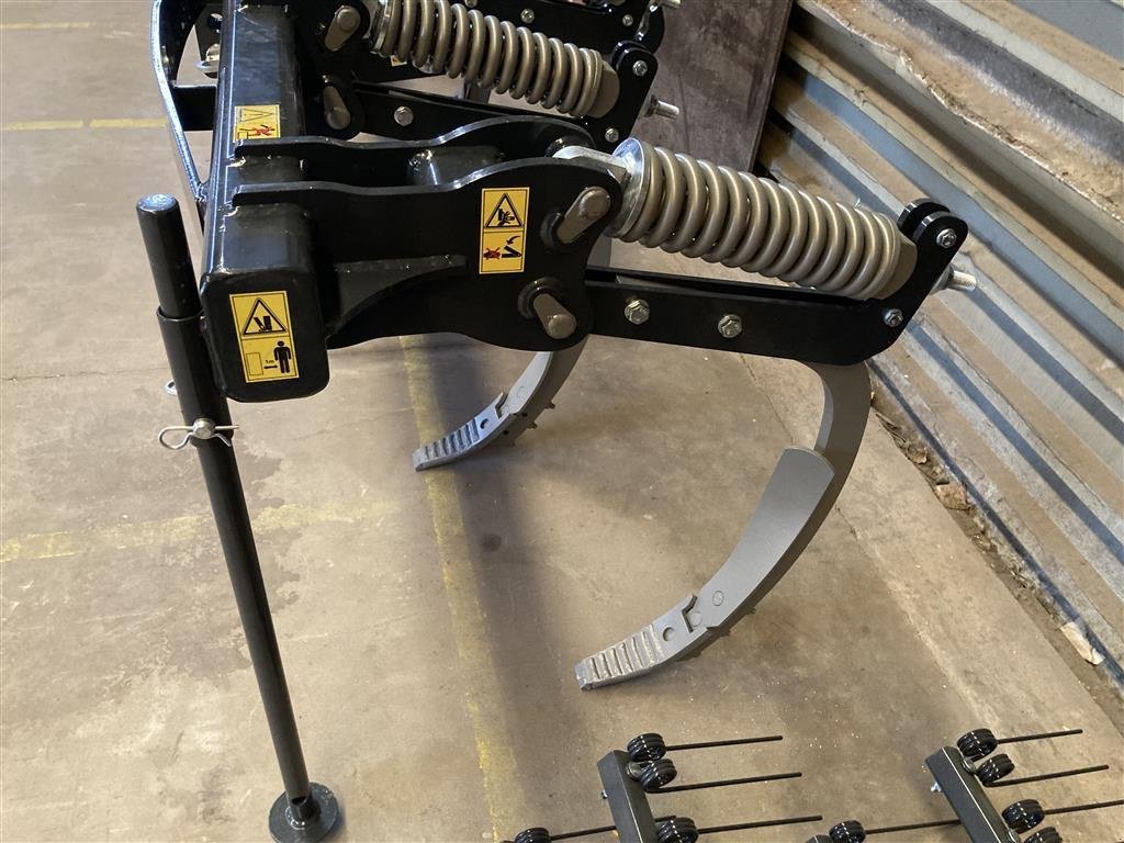 Tiefenlockerer tipa Agro Tom 4 meter m. lift, Gebrauchtmaschine u Rødekro (Slika 3)