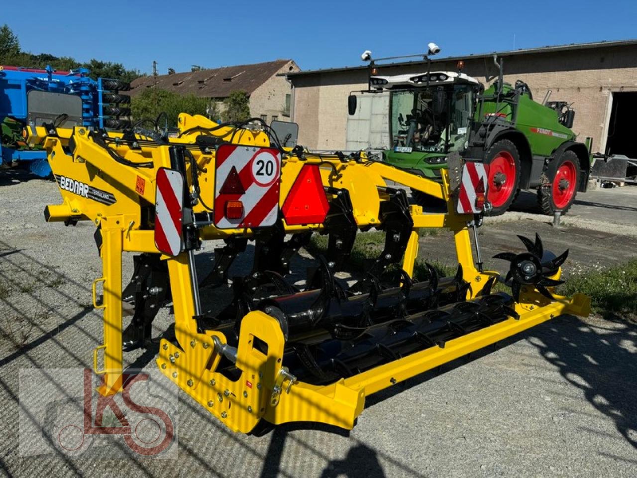 Tiefenlockerer des Typs Bednar TN 3000 HD7R, Neumaschine in Starkenberg (Bild 2)