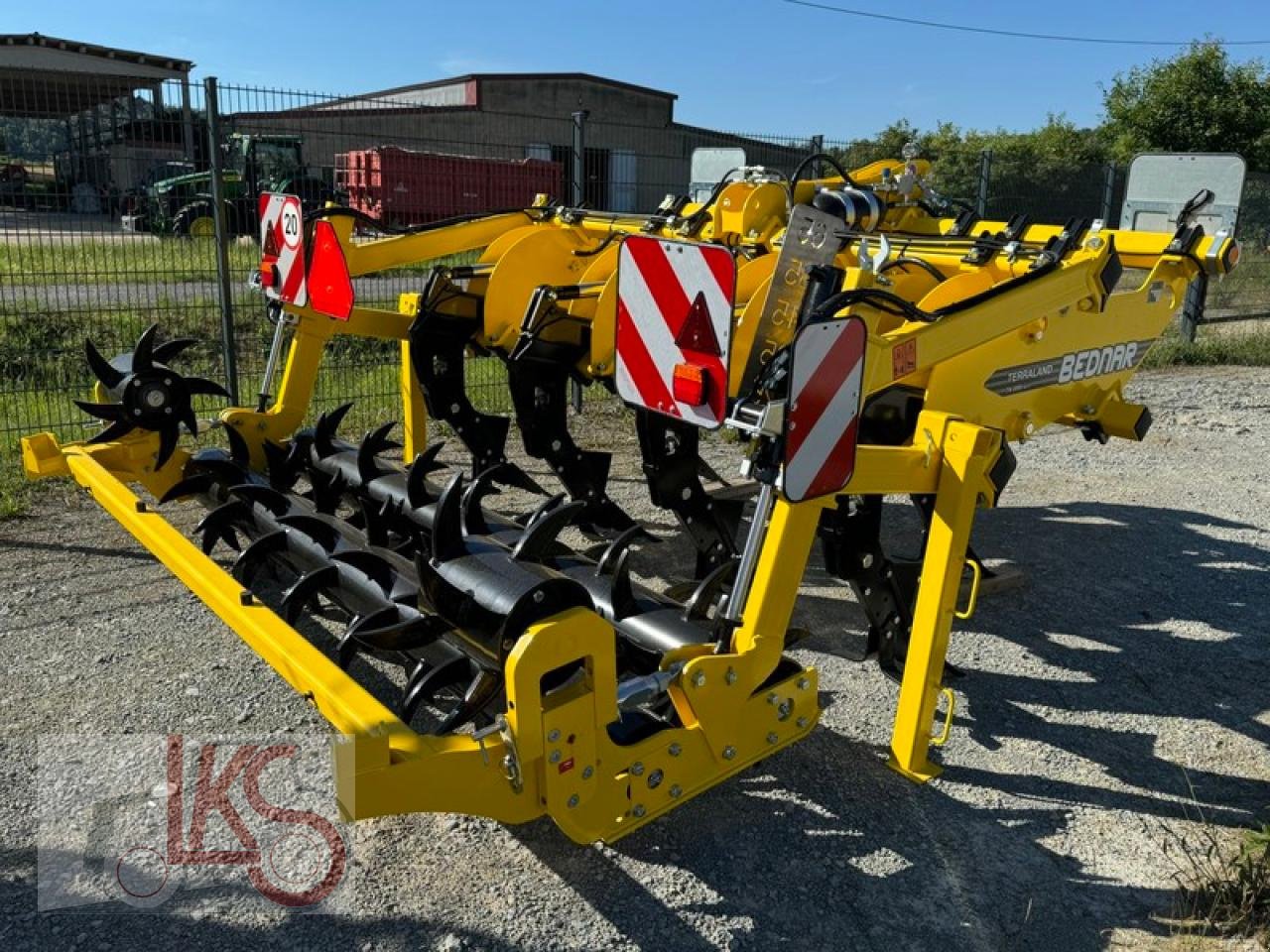 Tiefenlockerer des Typs Bednar TN 3000 HD7R, Neumaschine in Starkenberg (Bild 3)