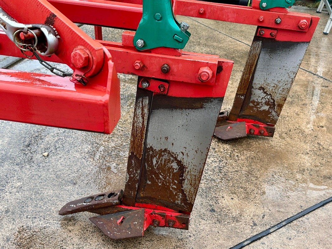 Tiefenlockerer типа Kverneland CLE - 3 Zinken, Gebrauchtmaschine в Liebenwalde (Фотография 9)