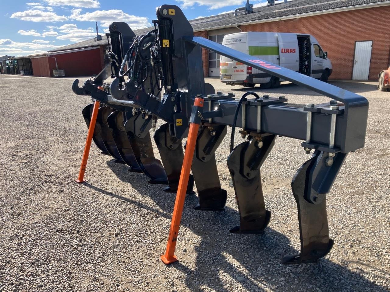 Tiefenlockerer del tipo Mandam Mandam 4 meter med 8 tænder, Gebrauchtmaschine In Tim (Immagine 6)