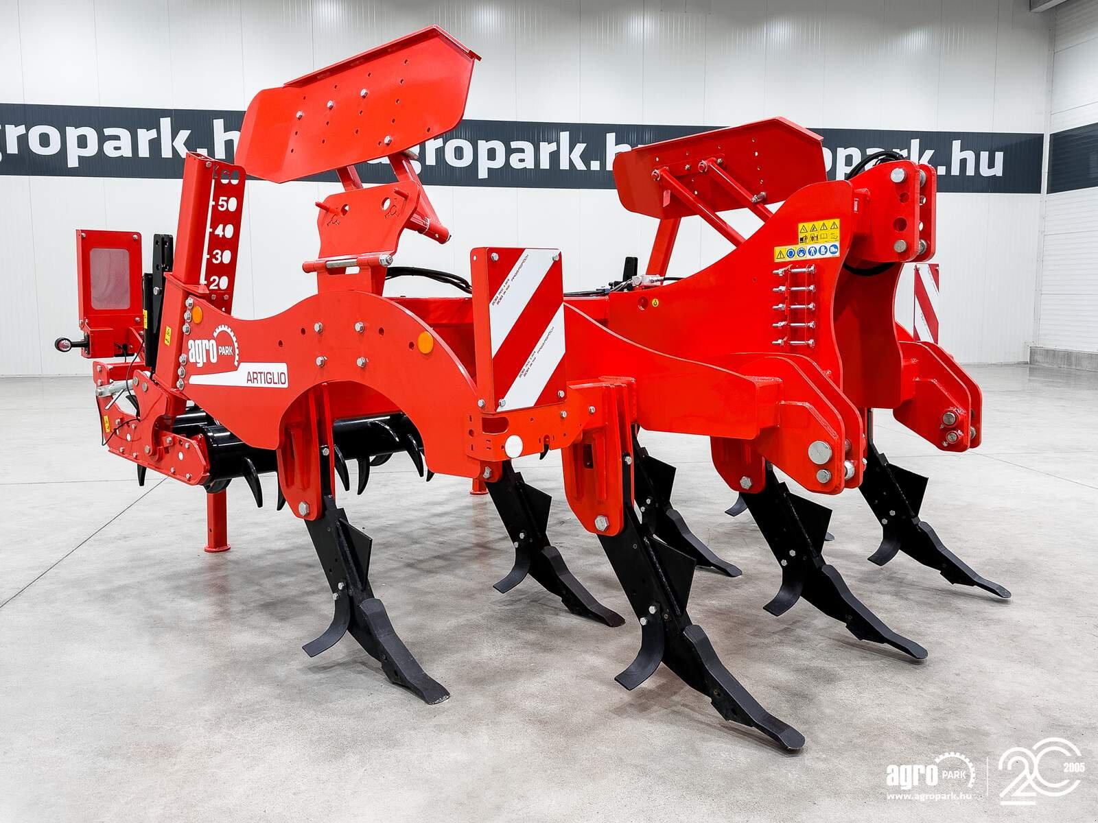 Tiefenlockerer des Typs Maschio Artiglio 300/7 7-blade, 3 m wide, 55 cm working depth, 2400 kg subsoiler, Gebrauchtmaschine in Csengele (Bild 2)