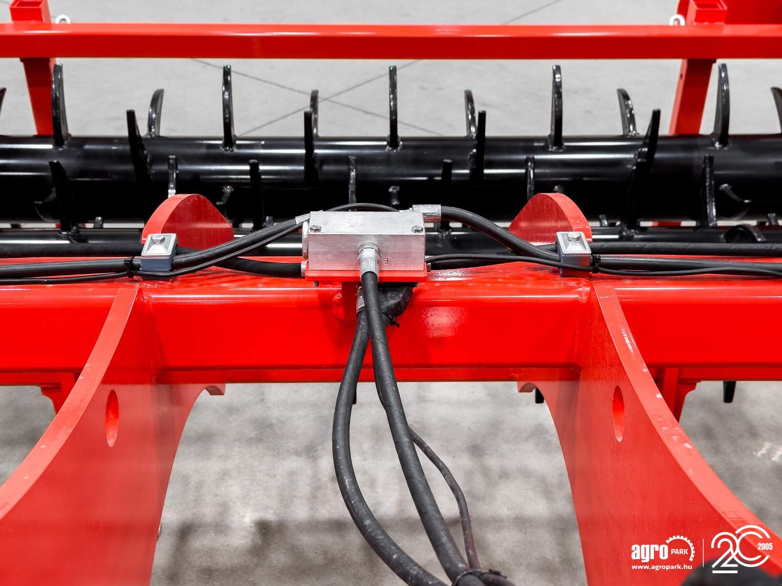 Tiefenlockerer des Typs Maschio Artiglio 300/7 7-blade, 3 m wide, 55 cm working depth, 2400 kg subsoiler, Gebrauchtmaschine in Csengele (Bild 19)