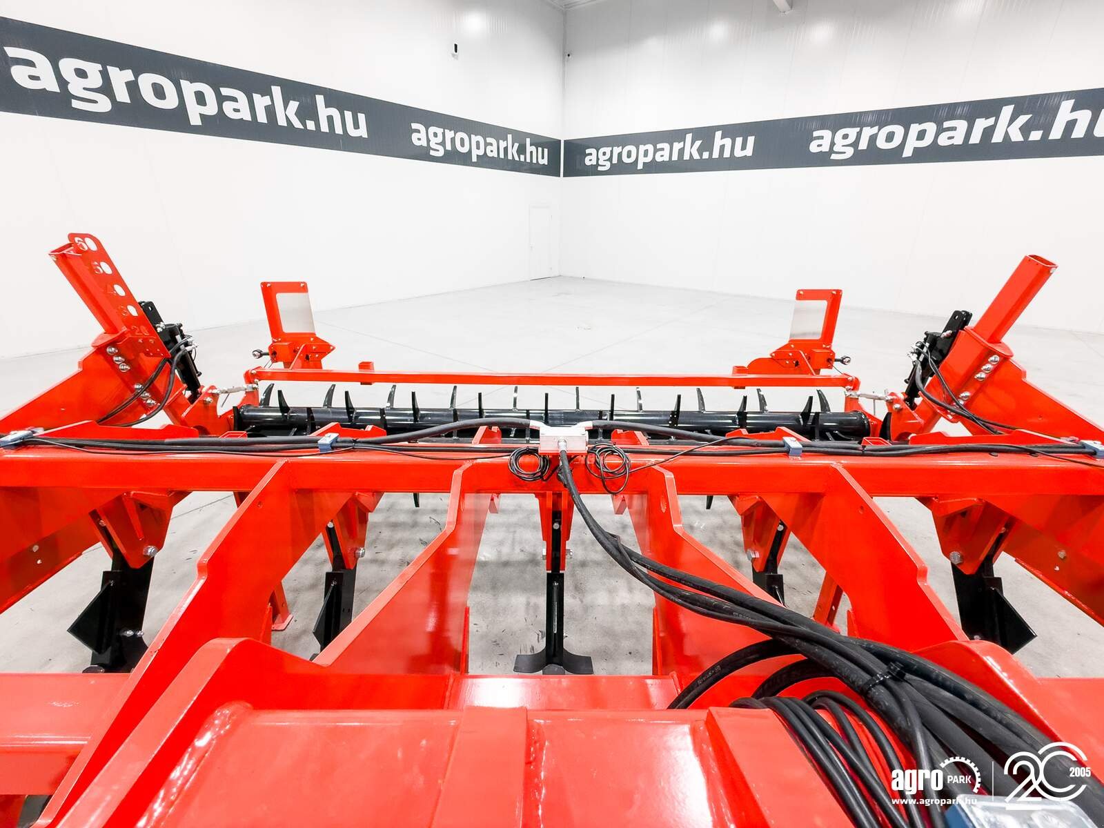 Tiefenlockerer типа Maschio Artiglio 400/9 9-blade, 4 m wide, 55 cm working depth subsoiler, Gebrauchtmaschine в Csengele (Фотография 15)