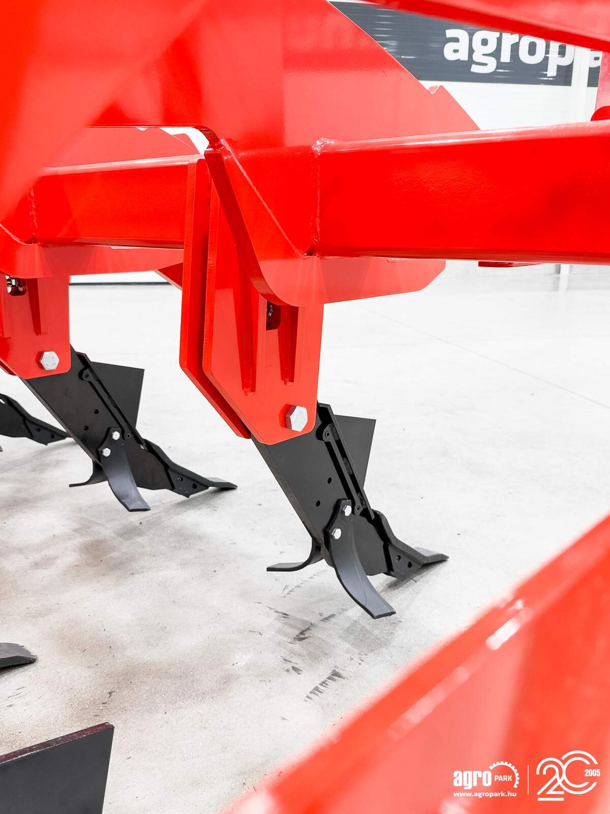 Tiefenlockerer типа Maschio Artiglio 400/9 9-blade, 4 m wide, 55 cm working depth subsoiler, Gebrauchtmaschine в Csengele (Фотография 20)