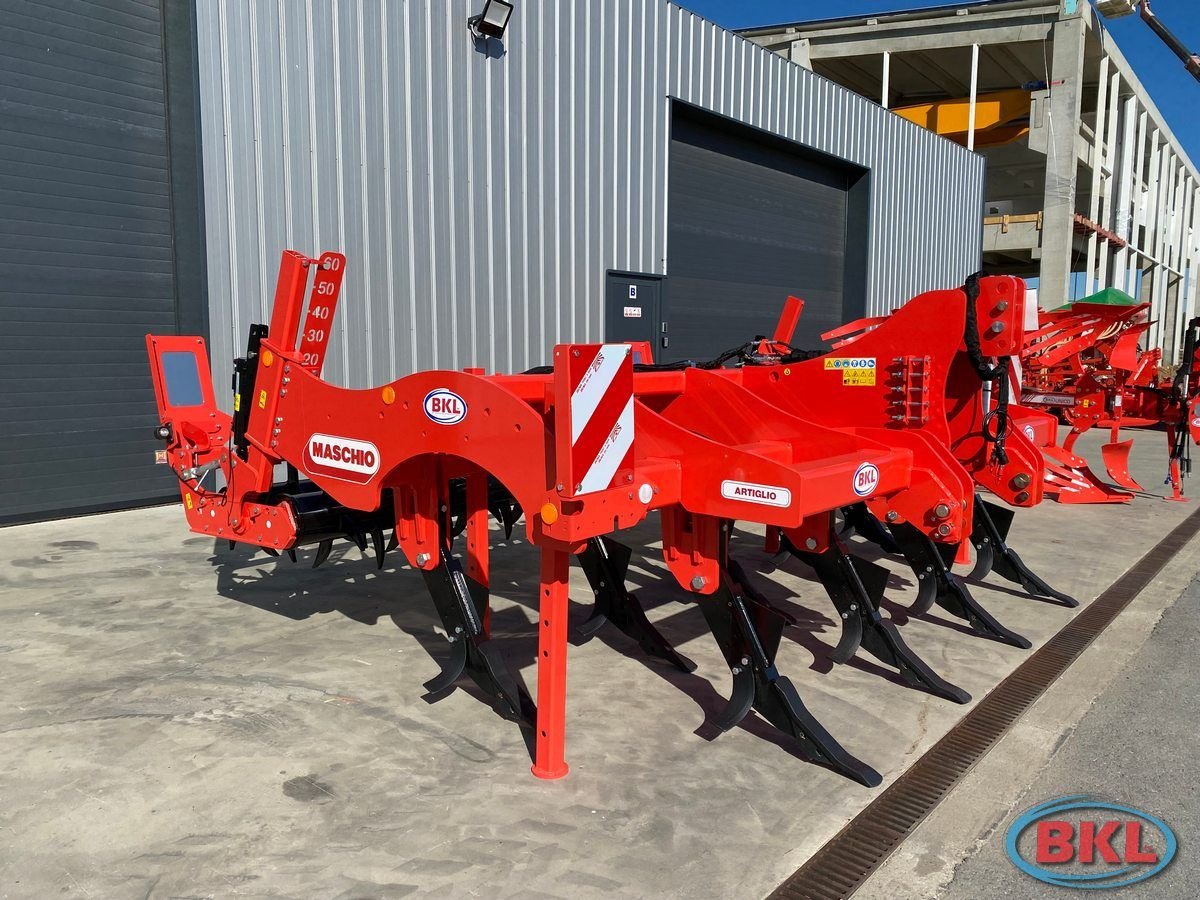 Tiefenlockerer des Typs Maschio ARTIGLIO 400-9, Neumaschine in Rovisce (Bild 1)