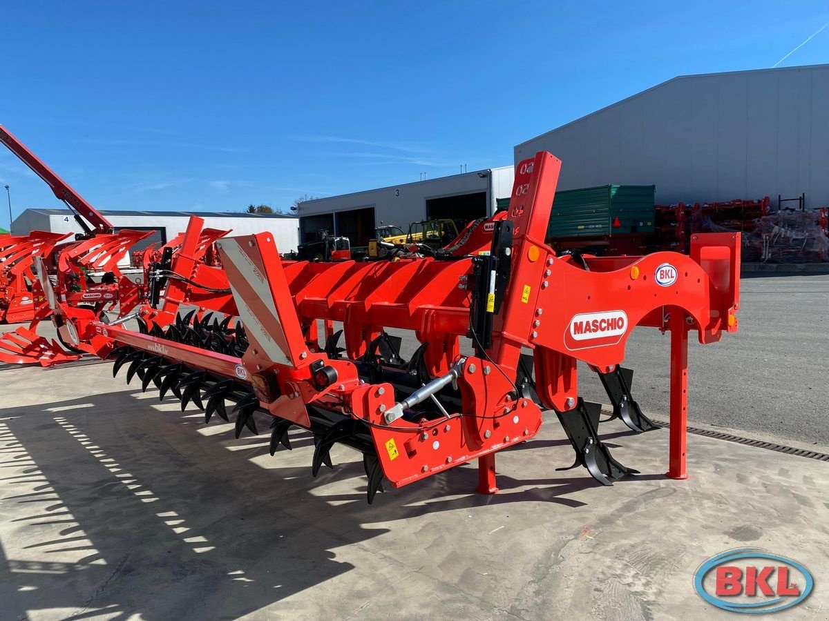 Tiefenlockerer des Typs Maschio ARTIGLIO 400-9, Neumaschine in Rovisce (Bild 3)