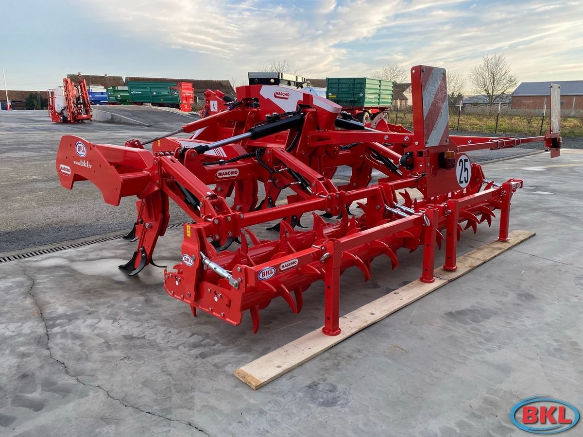 Tiefenlockerer des Typs Maschio Artiglio 410/9  hydr. klappbar, Neumaschine in Rovisce (Bild 8)