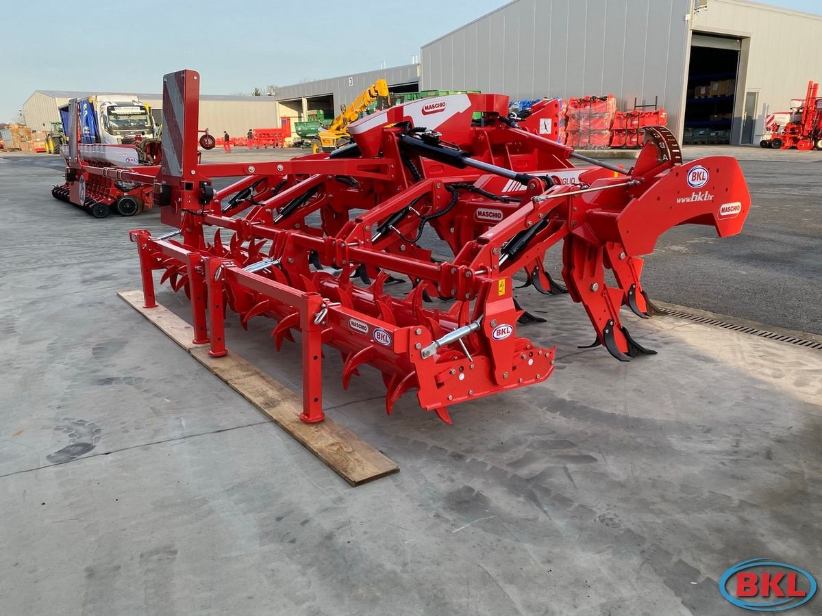 Tiefenlockerer des Typs Maschio Artiglio 410/9  hydr. klappbar, Neumaschine in Rovisce (Bild 7)