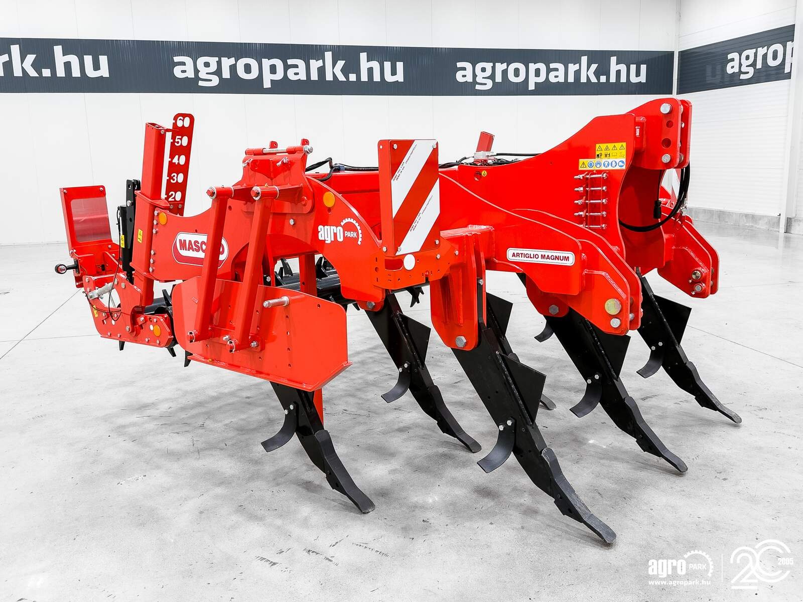Tiefenlockerer of the type Maschio Artiglio Magnum 300/7 7-blade, 3 m wide, 70 cm working depth subsoiler, Gebrauchtmaschine in Csengele (Picture 2)