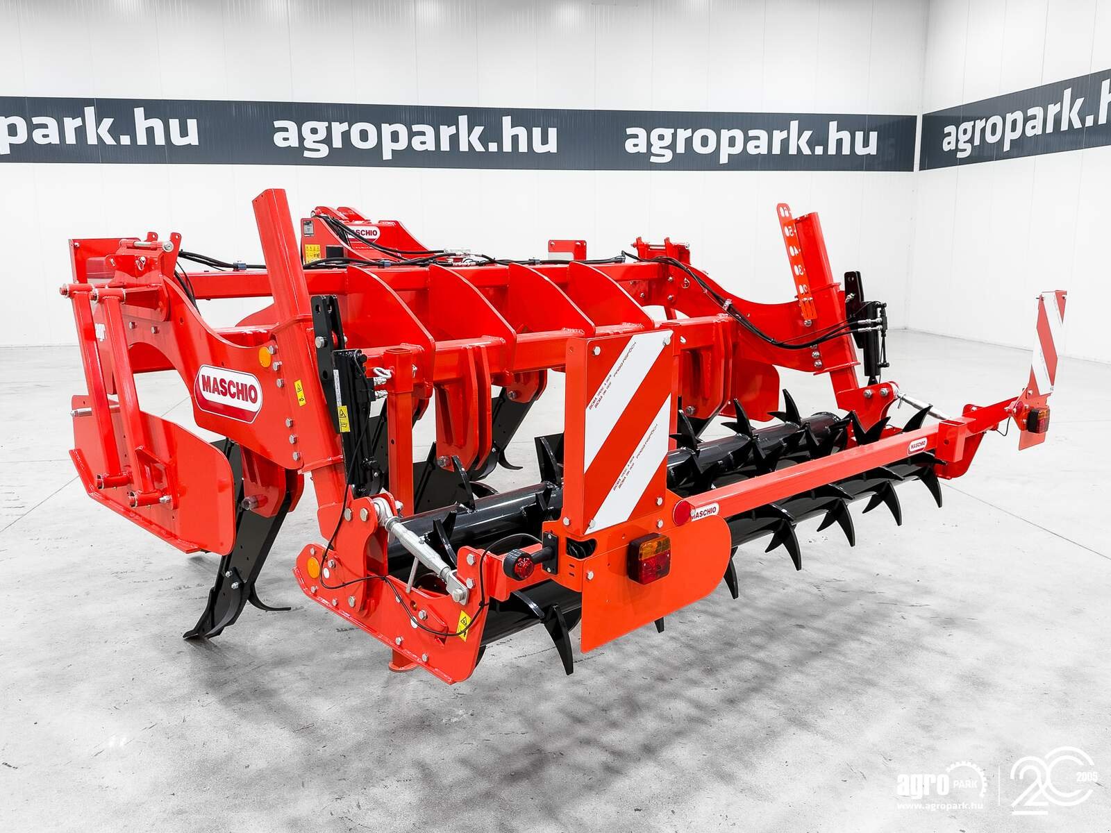 Tiefenlockerer of the type Maschio Artiglio Magnum 300/7 7-blade, 3 m wide, 70 cm working depth subsoiler, Gebrauchtmaschine in Csengele (Picture 4)
