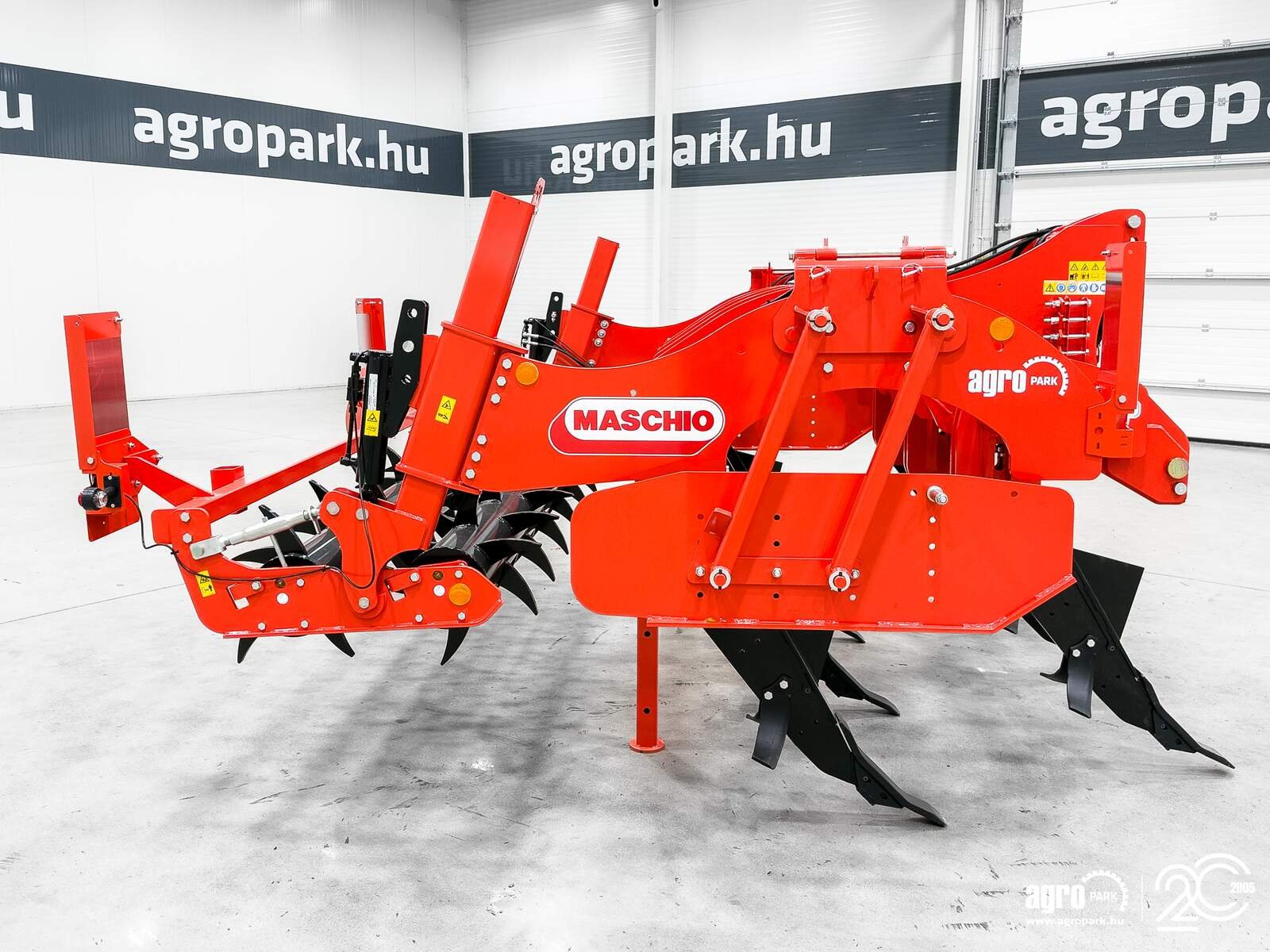 Tiefenlockerer of the type Maschio Artiglio Magnum 300/7 7-blade, 3 m wide, 70 cm working depth subsoiler, Gebrauchtmaschine in Csengele (Picture 9)