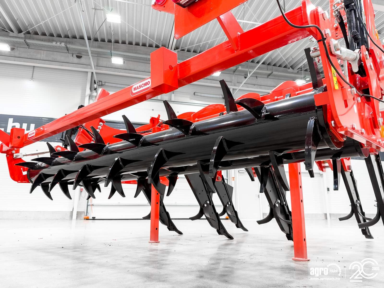 Tiefenlockerer of the type Maschio Artiglio Magnum 300/7 7-blade, 3 m wide, 70 cm working depth subsoiler, Gebrauchtmaschine in Csengele (Picture 27)