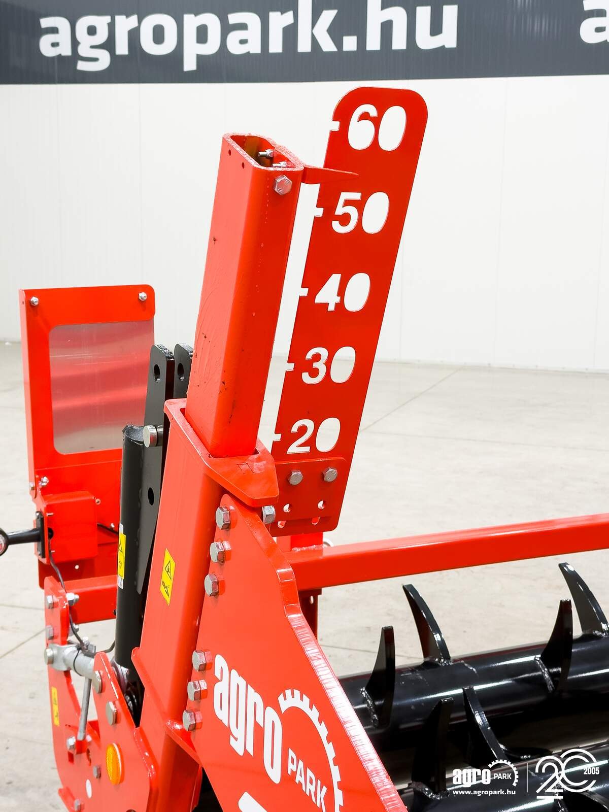 Tiefenlockerer van het type Maschio Attila 250/5 UNUSED 2,5 m subsoiler, 50 cm working depth, 5 loosening blades, hydraulic double tine cultivator, Gebrauchtmaschine in Csengele (Foto 18)