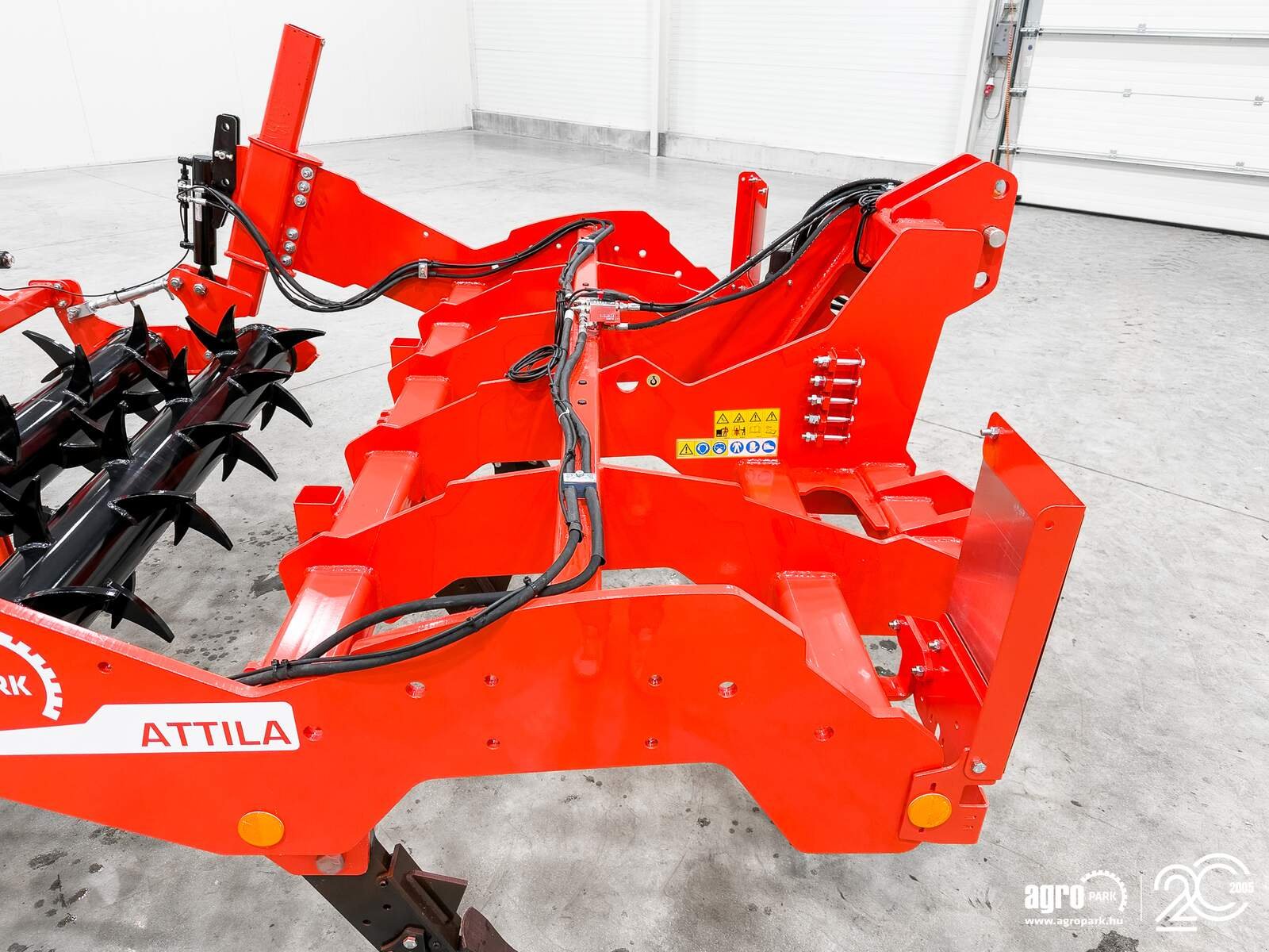 Tiefenlockerer van het type Maschio Attila 250/5 UNUSED 2,5 m subsoiler, 50 cm working depth, 5 loosening blades, hydraulic double tine cultivator, Gebrauchtmaschine in Csengele (Foto 20)
