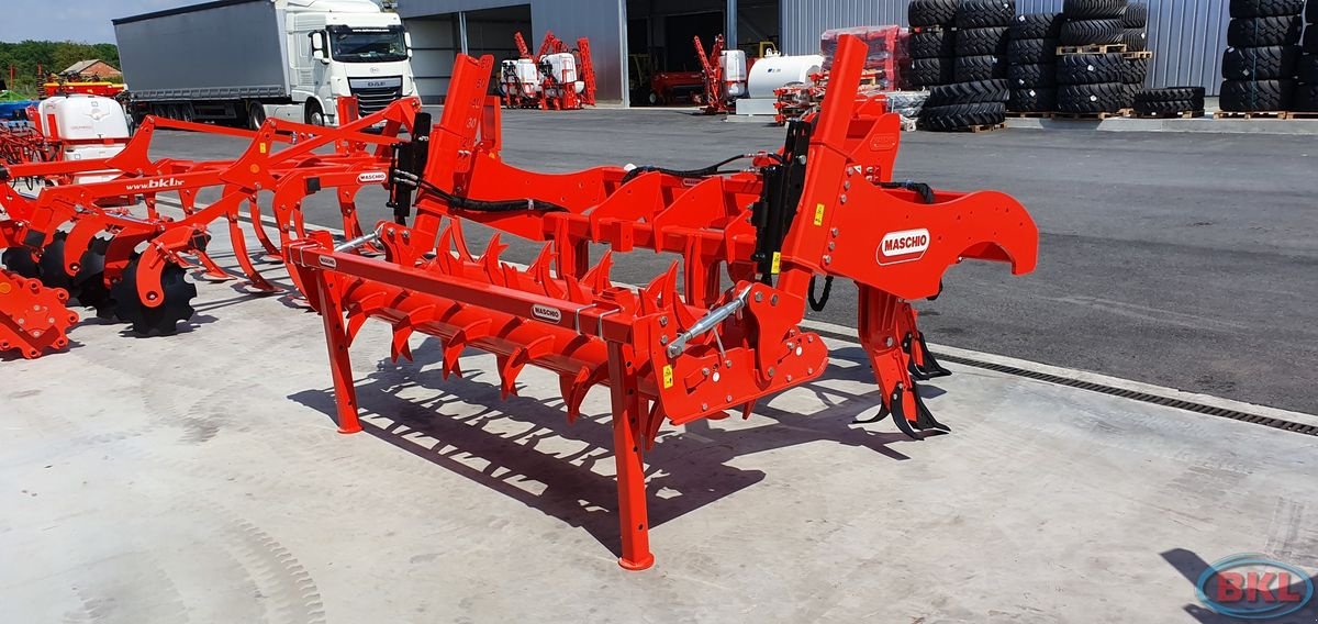 Tiefenlockerer del tipo Maschio Attila 250/5, Neumaschine In Rovisce (Immagine 4)