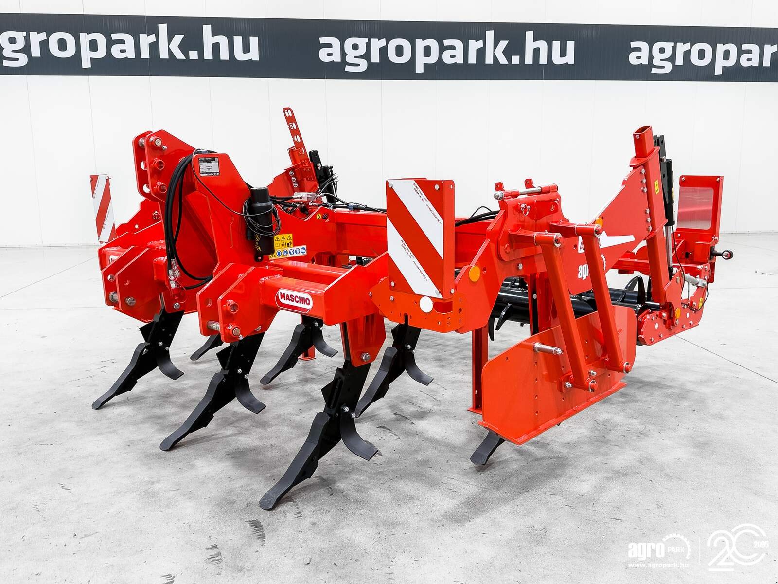 Tiefenlockerer of the type Maschio Attila 300/7 3 m subsoiler, 50 cm working depth, 7 loosening blades, hydraulic double tine cultivator, Gebrauchtmaschine in Csengele (Picture 1)