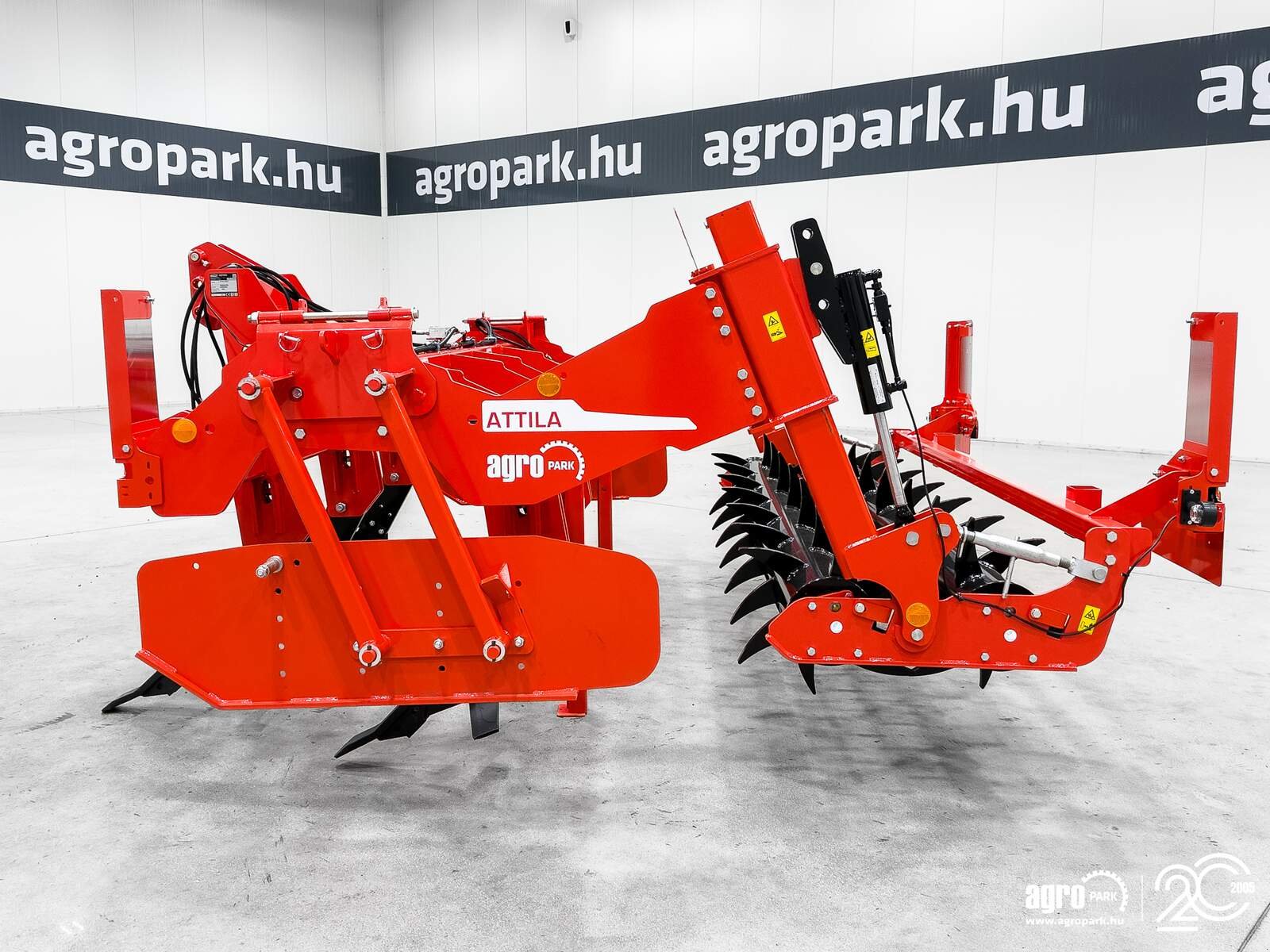 Tiefenlockerer of the type Maschio Attila 300/7 3 m subsoiler, 50 cm working depth, 7 loosening blades, hydraulic double tine cultivator, Gebrauchtmaschine in Csengele (Picture 5)