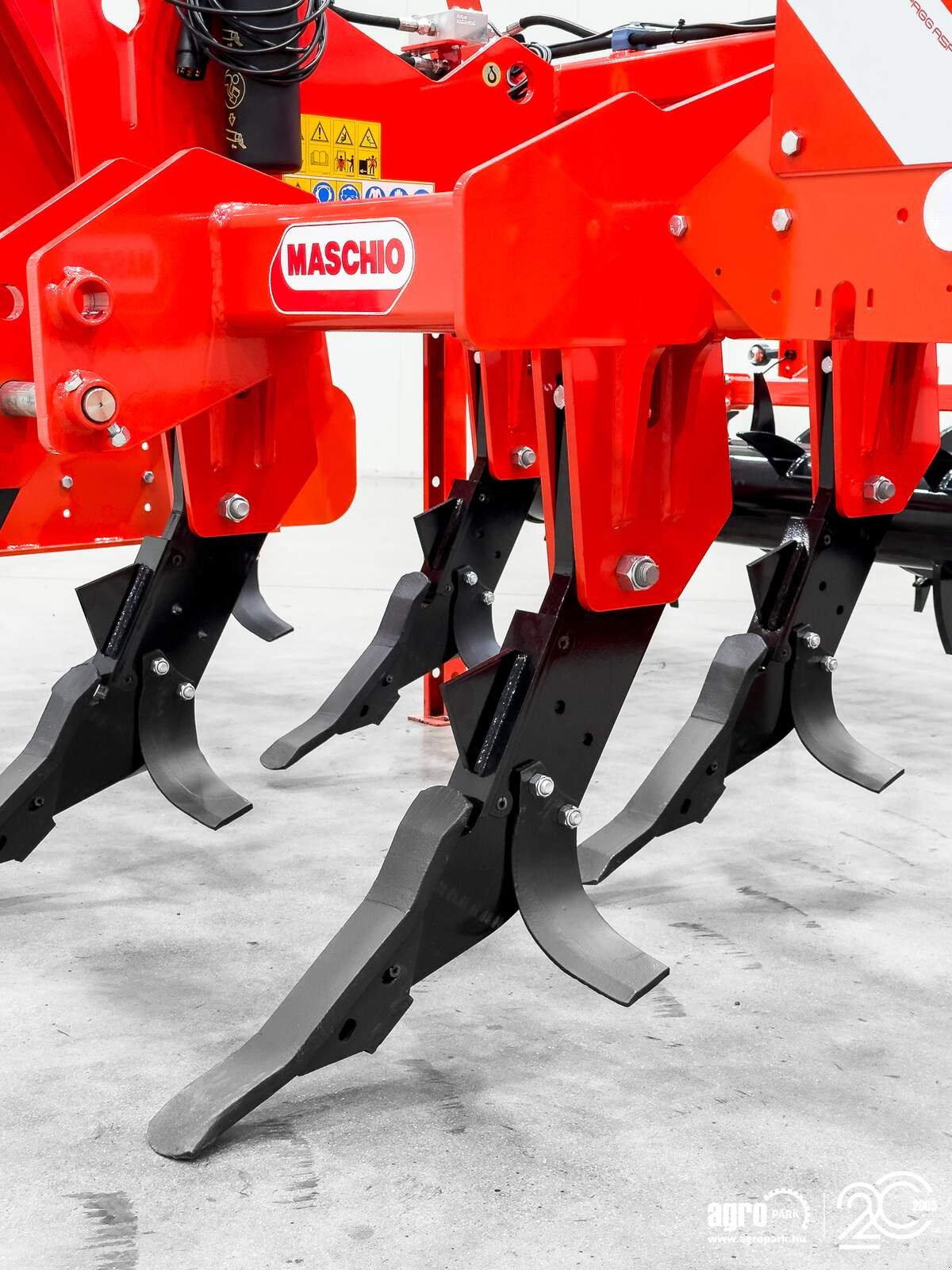 Tiefenlockerer of the type Maschio Attila 300/7 3 m subsoiler, 50 cm working depth, 7 loosening blades, hydraulic double tine cultivator, Gebrauchtmaschine in Csengele (Picture 17)