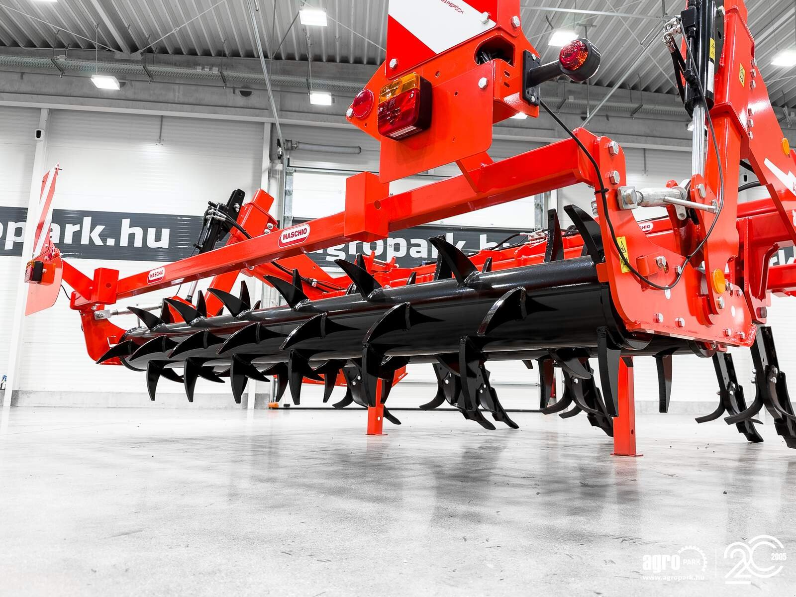 Tiefenlockerer of the type Maschio Attila 300/7 3 m subsoiler, 50 cm working depth, 7 loosening blades, hydraulic double tine cultivator, Gebrauchtmaschine in Csengele (Picture 28)