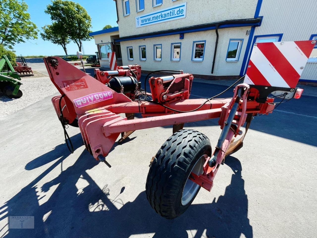 Tiefenlockerer del tipo Quivogne SSD4 Zinken, Gebrauchtmaschine In Pragsdorf (Immagine 3)