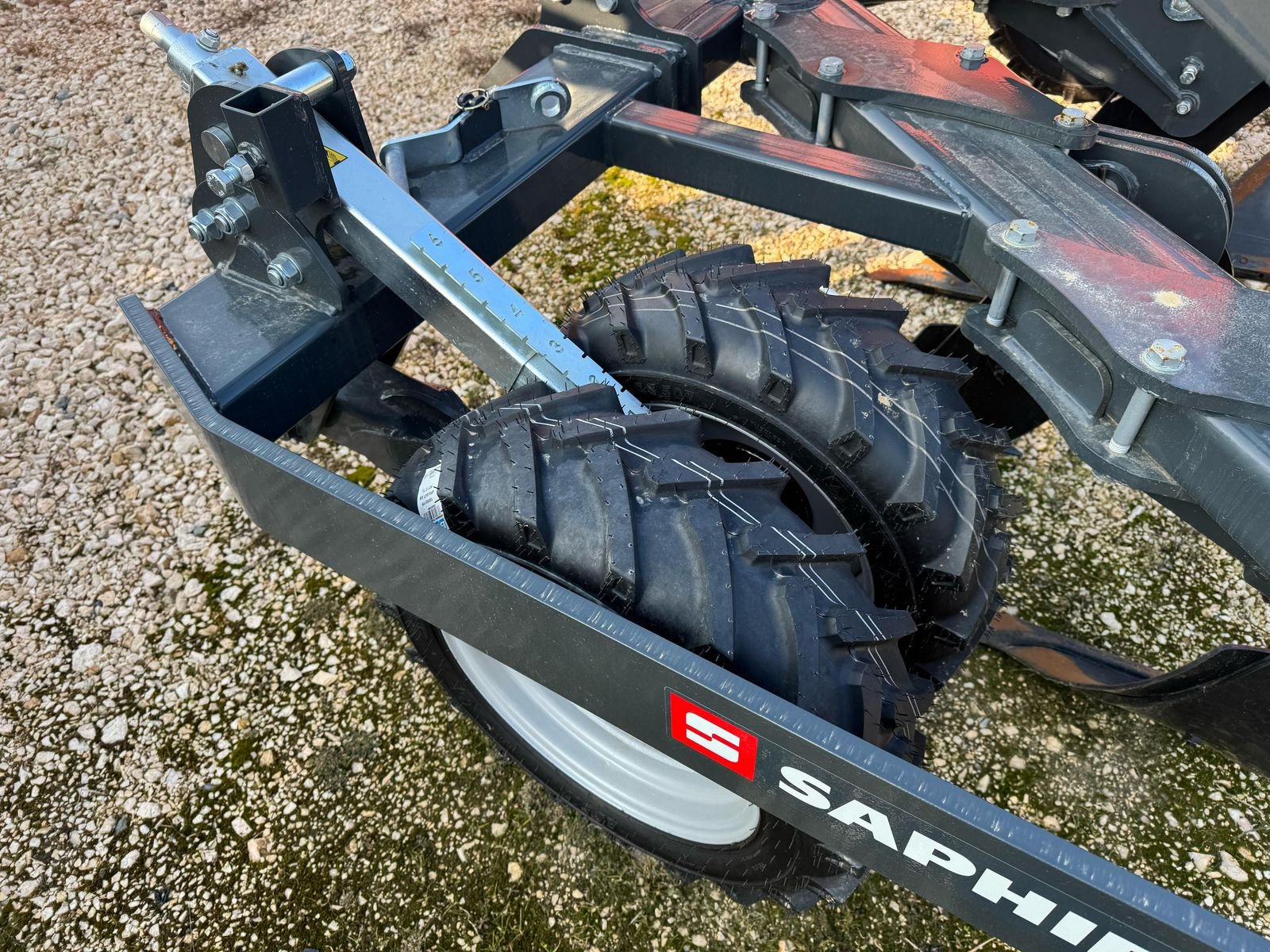 Tiefenlockerer of the type Saphir PlowStar PS6-300, Vorführmaschine in Harmannsdorf-Rückersdorf (Picture 8)